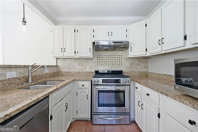 1868 Dyer Circle, Chamblee, GA 30341