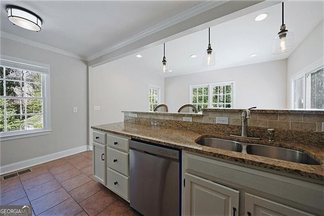 1868 Dyer Circle, Chamblee, GA 30341