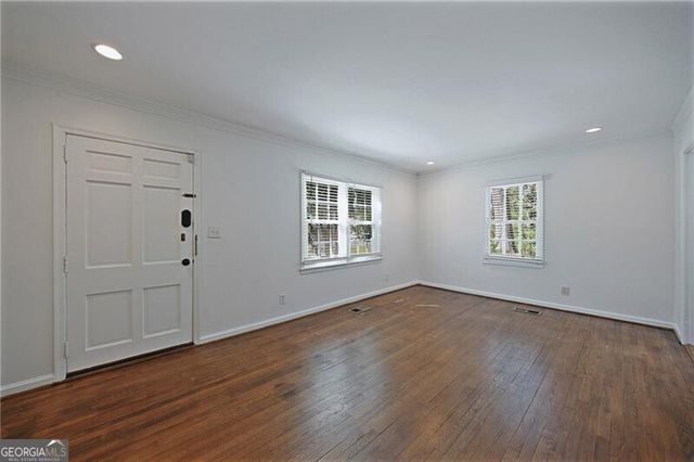 1868 Dyer Circle, Chamblee, GA 30341