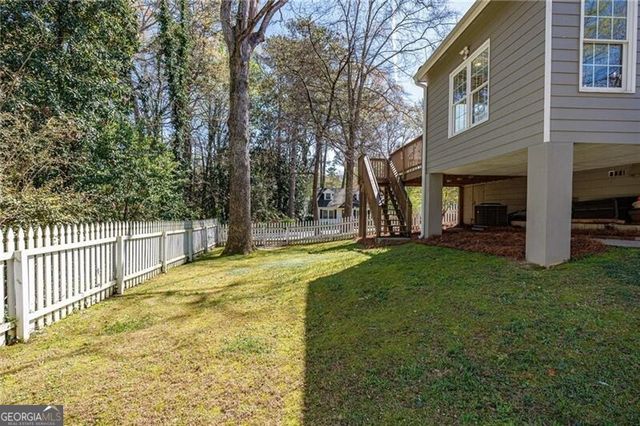 1868 Dyer Circle, Chamblee, GA 30341
