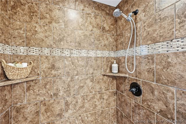 6305 Sunset Loop, Charlestown, IN 47111