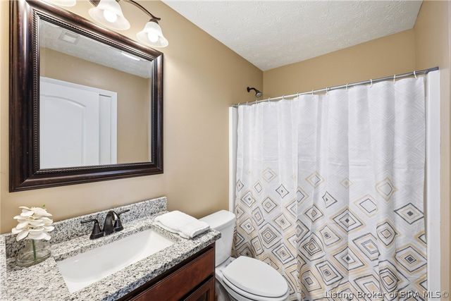 6305 Sunset Loop, Charlestown, IN 47111