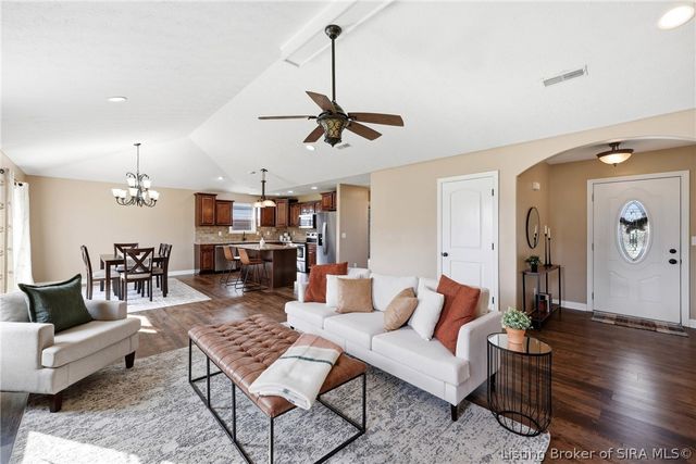 6305 Sunset Loop, Charlestown, IN 47111