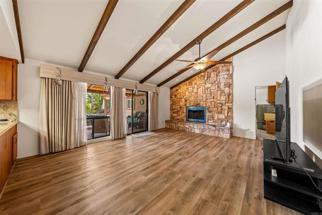 11915 Fuerte Vista Lane, El Cajon, CA 92020