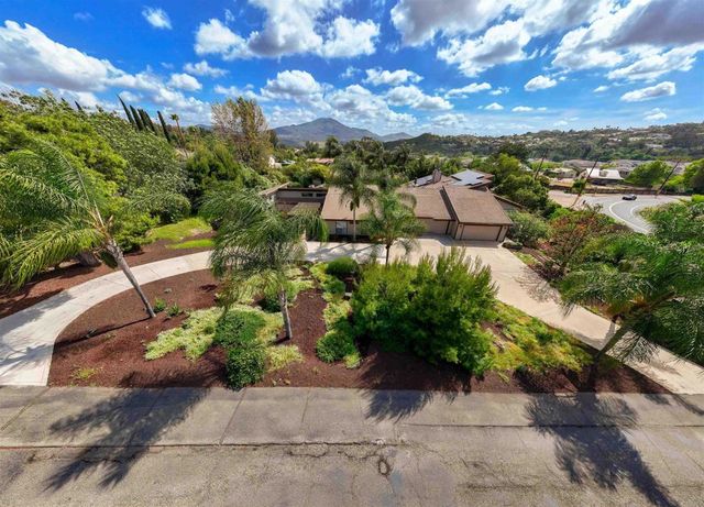 11915 Fuerte Vista Lane, El Cajon, CA 92020
