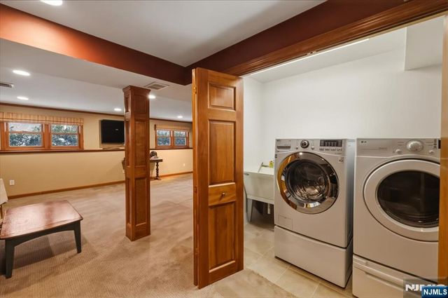 692 Pine Lake Drive, Twp Of Washington, NJ 07676