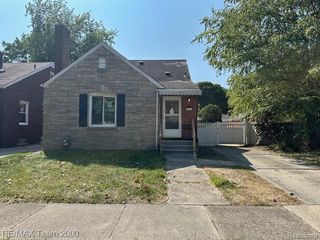 15591 Garfield Avenue, Allen Park, MI 48101