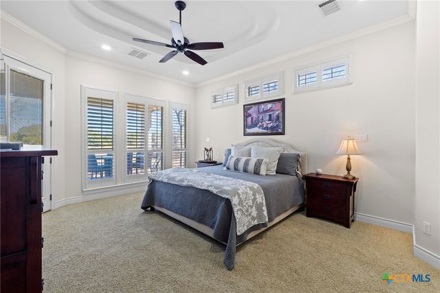 413 Lake Side Drive, Georgetown, TX 78628