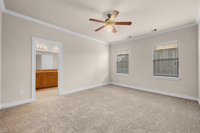 2915 Clinton Drive, Houston, TX 77020