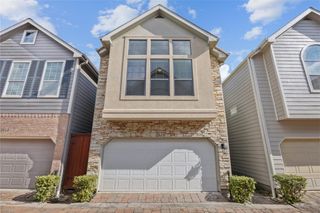 2915 Clinton Drive, Houston, TX 77020