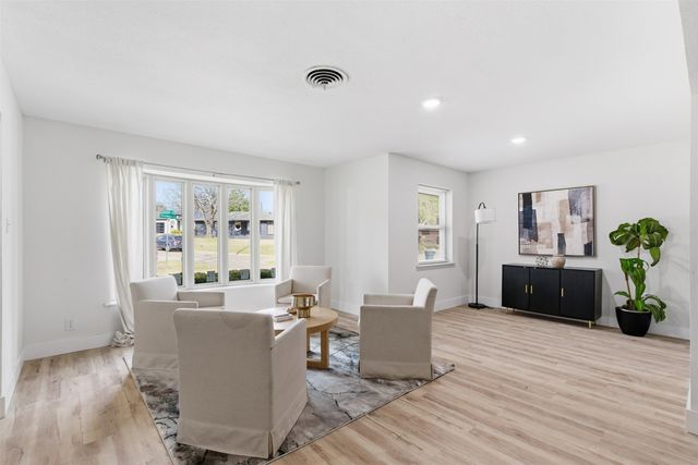 5304 Stoneboro Trail, Dallas, TX 75241