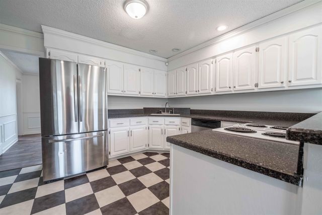 2808 EAGLE BRIER CV, Memphis, TN 38016