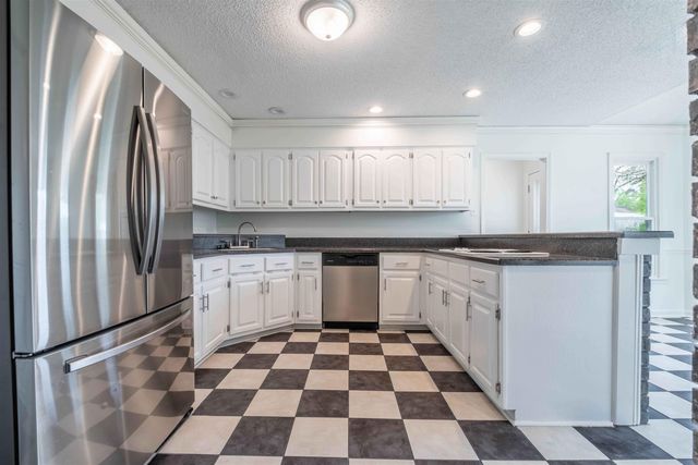 2808 EAGLE BRIER CV, Memphis, TN 38016