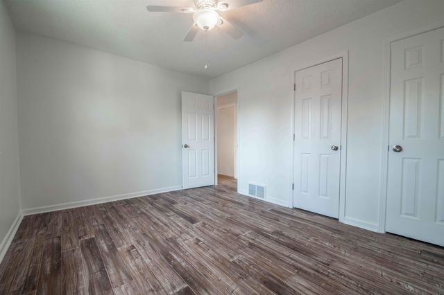 2808 EAGLE BRIER CV, Memphis, TN 38016