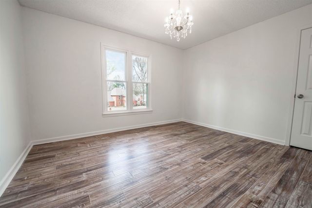 2808 EAGLE BRIER CV, Memphis, TN 38016