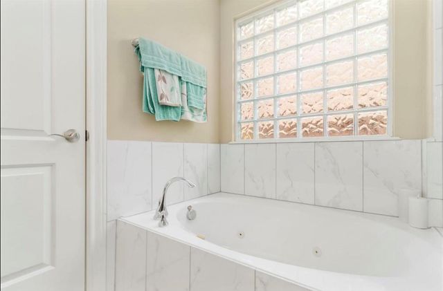 2211 Mad River Lane, Missouri City, TX 77459