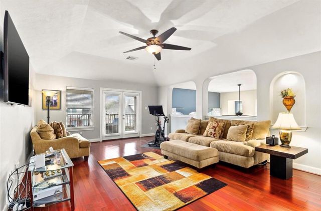 2211 Mad River Lane, Missouri City, TX 77459