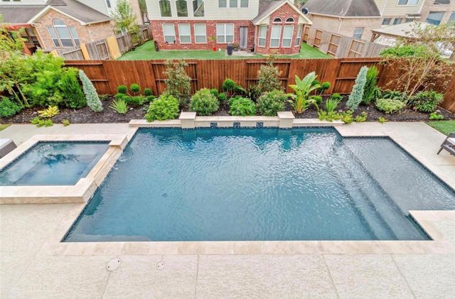 2211 Mad River Lane, Missouri City, TX 77459
