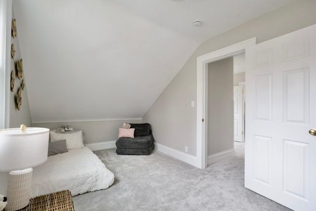 2011 2nd Avenue N, Minneapolis, MN 55405