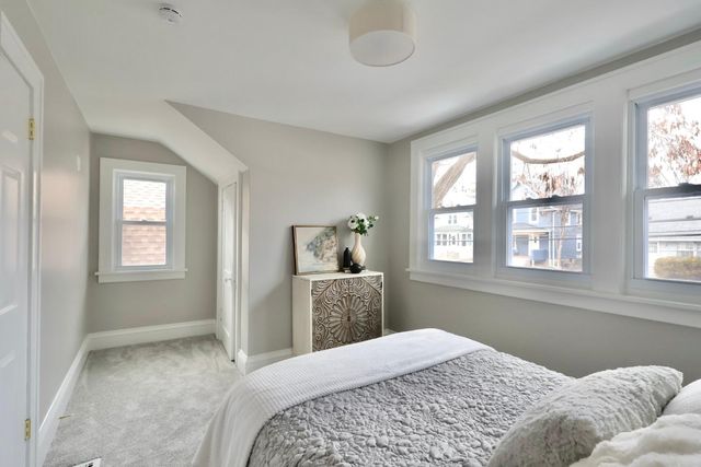 2011 2nd Avenue N, Minneapolis, MN 55405