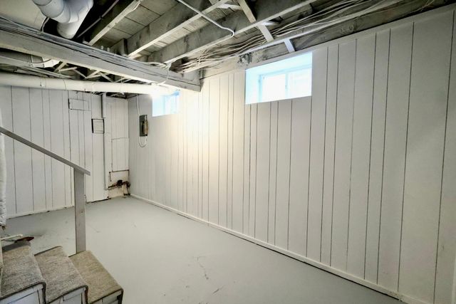 2011 2nd Avenue N, Minneapolis, MN 55405