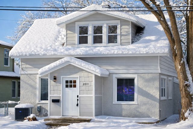 2011 2nd Avenue N, Minneapolis, MN 55405