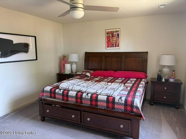 7020 Hollow Oaks Dr, Louisville, KY 40291