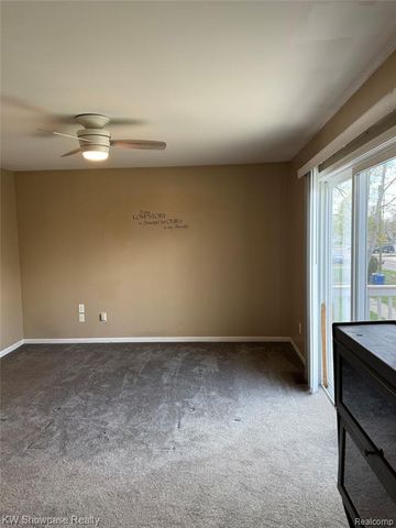 2365 Hartford Avenue, Waterford, MI 48327