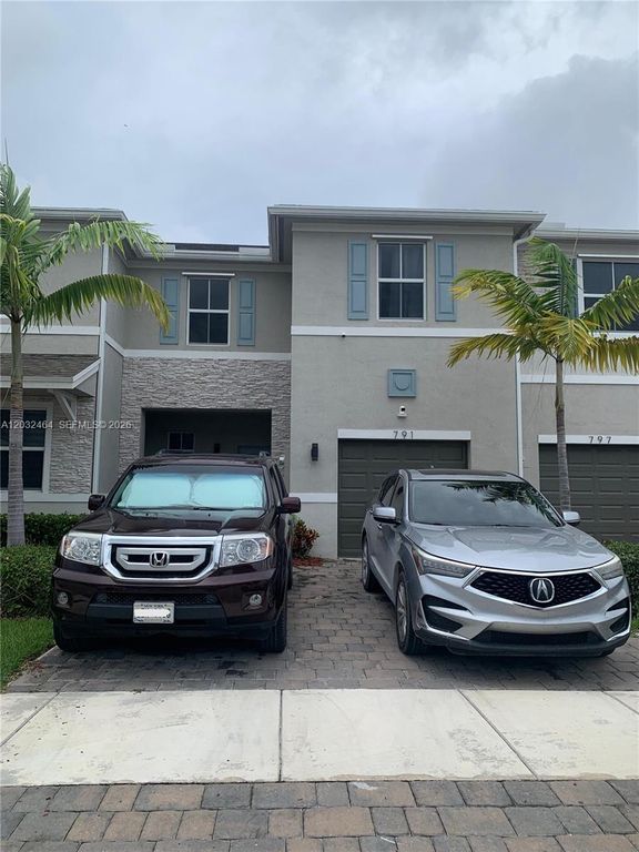 791 SE 18th St 791, Homestead, FL 33034