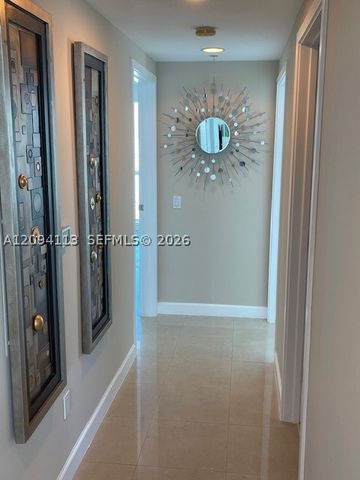 3801 Collins Ave 1806, Miami Beach, FL 33140