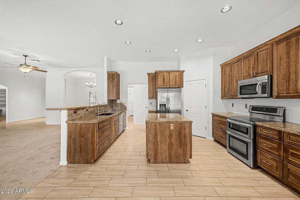 6322 N 171ST Lane, Waddell, AZ 85355 — photo 4