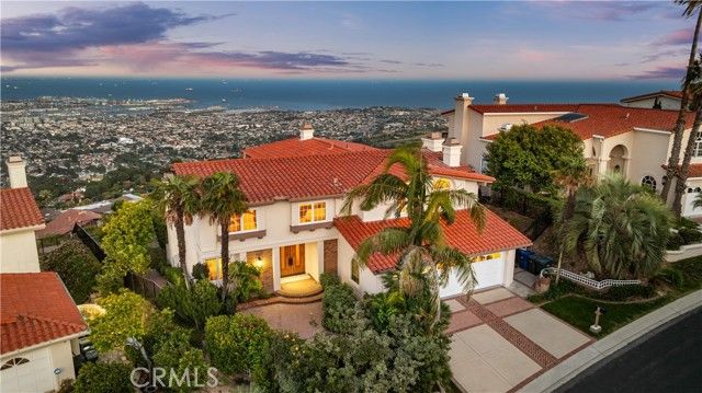 10 Avenue De Azalea, Rancho Palos Verdes, CA 90275