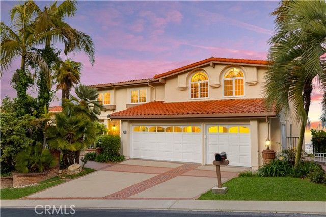 10 Avenue De Azalea, Rancho Palos Verdes, CA 90275