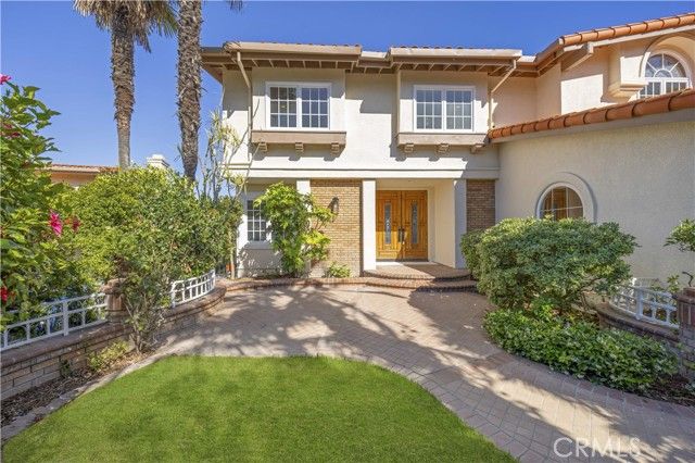 10 Avenue De Azalea, Rancho Palos Verdes, CA 90275
