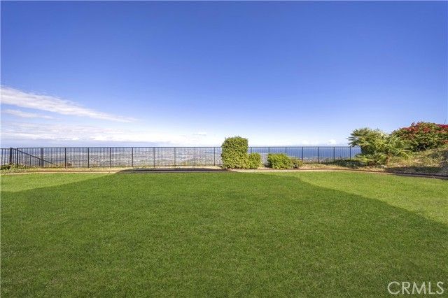 10 Avenue De Azalea, Rancho Palos Verdes, CA 90275