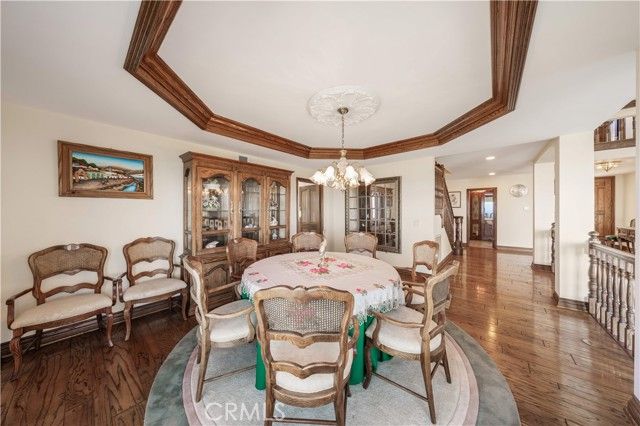 10 Avenue De Azalea, Rancho Palos Verdes, CA 90275