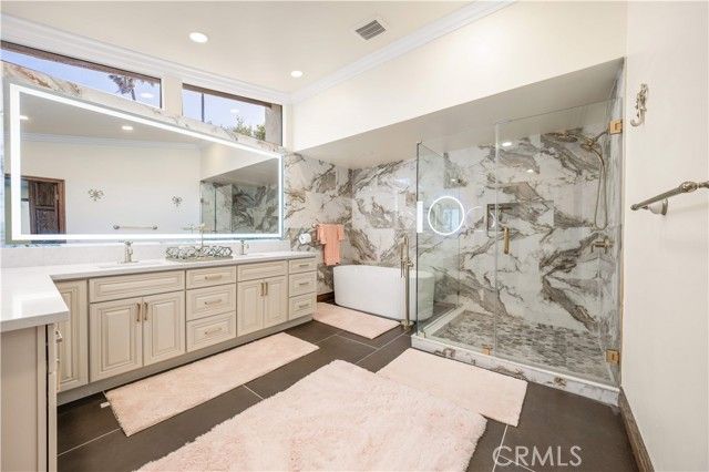 10 Avenue De Azalea, Rancho Palos Verdes, CA 90275