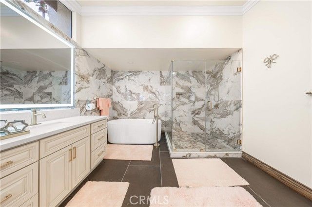 10 Avenue De Azalea, Rancho Palos Verdes, CA 90275