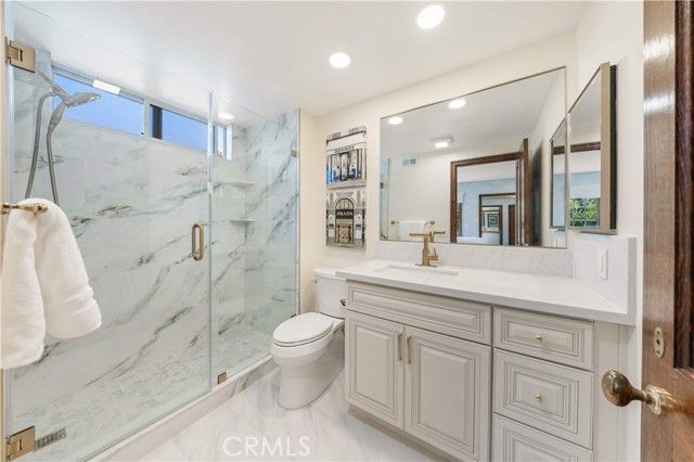 10 Avenue De Azalea, Rancho Palos Verdes, CA 90275