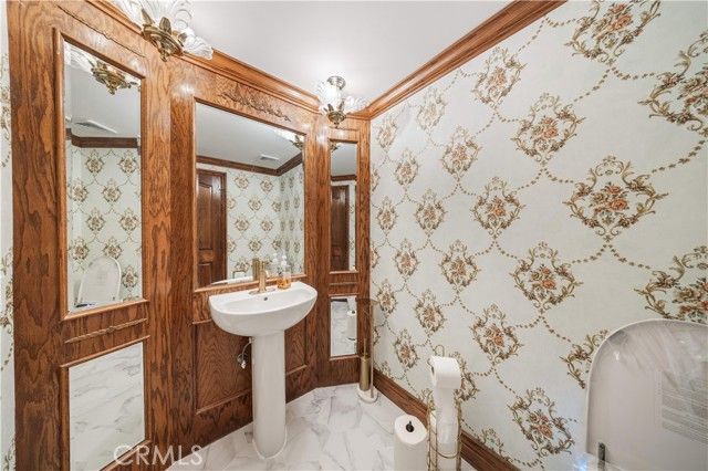 10 Avenue De Azalea, Rancho Palos Verdes, CA 90275