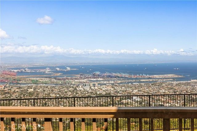 10 Avenue De Azalea, Rancho Palos Verdes, CA 90275