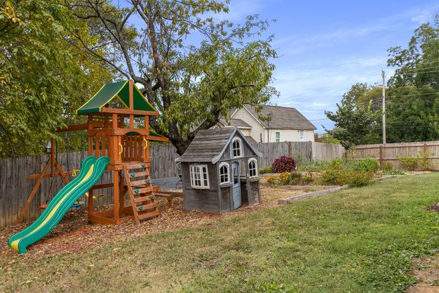 621 Highland Avenue NW, Cleveland, TN 37311