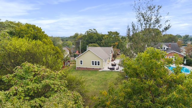 621 Highland Avenue NW, Cleveland, TN 37311