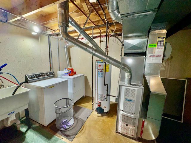 35466 Stillmeadow Lane, Clinton Charter Twp, MI 48035