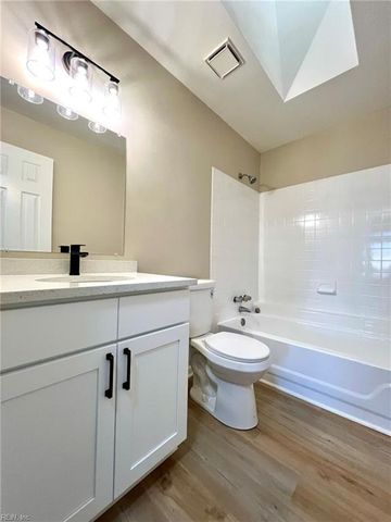 3812 Hazel CT, Virginia Beach, VA 23456