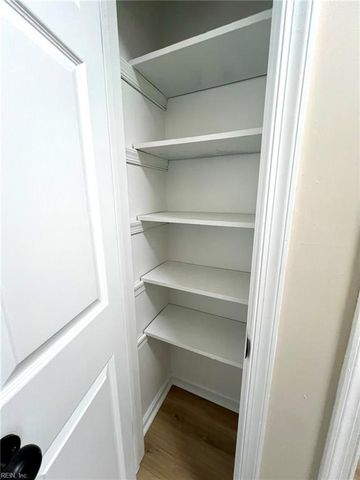 3812 Hazel CT, Virginia Beach, VA 23456