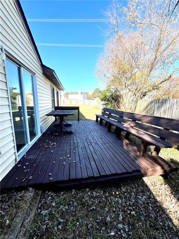 3812 Hazel CT, Virginia Beach, VA 23456