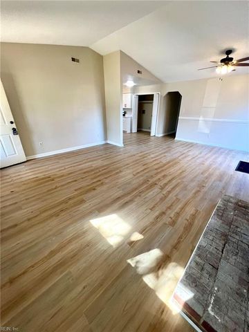 3812 Hazel CT, Virginia Beach, VA 23456