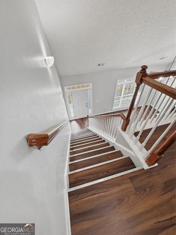 160 Miracle Lane, Fayetteville, GA 30215