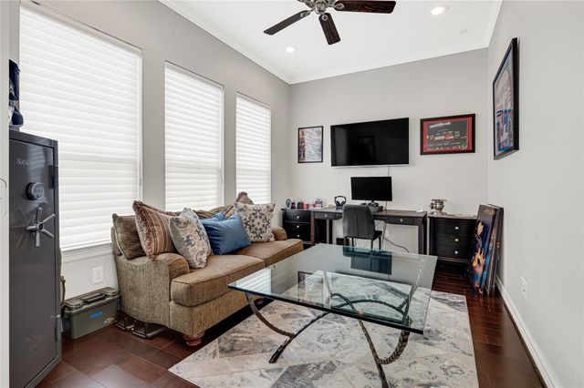2815 Kings Retreat Circle, Kingwood, TX 77345